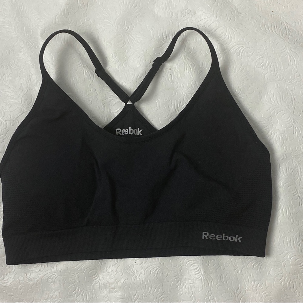Reebok Size Medium Padded Sports Bra